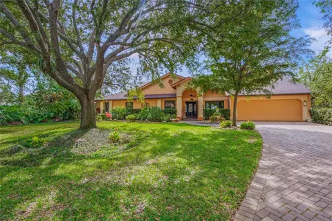 7350 Weeping Willow Dr, Sarasota, FL 34241