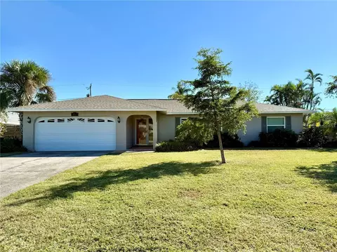 3732 Calliandra Dr, Sarasota, FL 34232