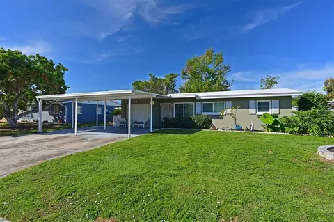 3704 35th St W, Bradenton, FL 34205