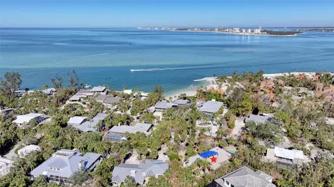 44 Rockwell Ln, Sarasota, FL 34242