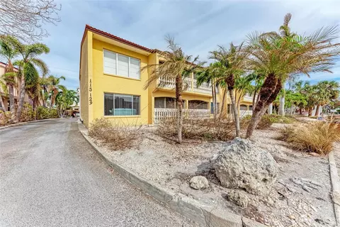 115 Tyler Dr #203, Sarasota, FL 34236