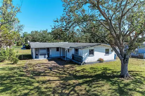 404 53rd Avenue Dr E, Bradenton, FL 34203