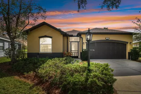 1454 Millbrook Cir, Bradenton, FL 34212