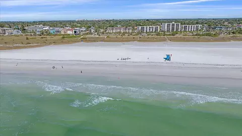 711 Beach Rd #208, Sarasota, FL 34242