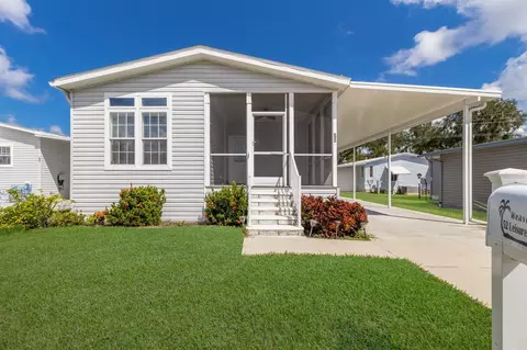 52 Leisure Way, Palmetto, FL 34221