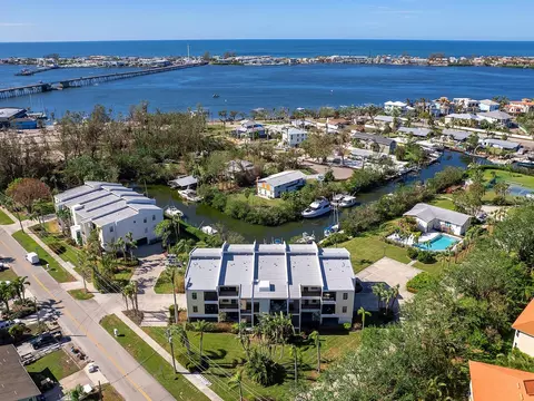 4204 126th St W #506, Cortez, FL 34215