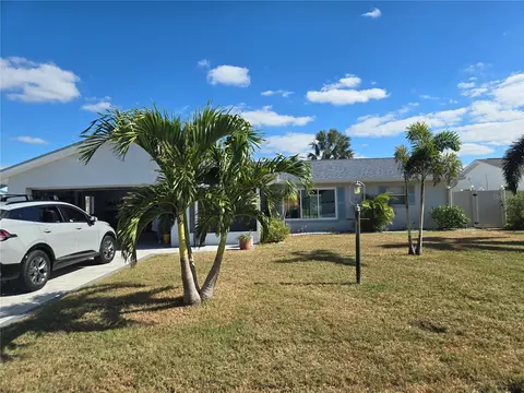 6525 Solitaire Palm Way, Apollo Beach, FL 33572