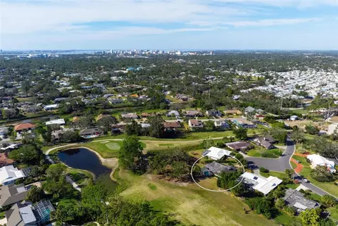3212 Pine Valley Dr, Sarasota, FL 34239