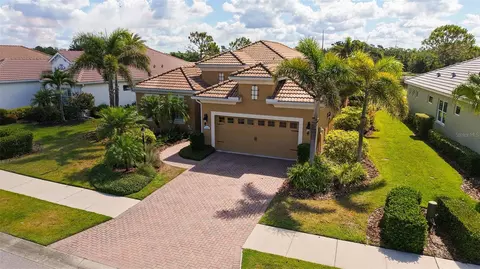 1330 Still River Dr, Venice, FL 34293