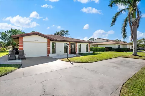 3202 60th Ave W #3202, Bradenton, FL 34207