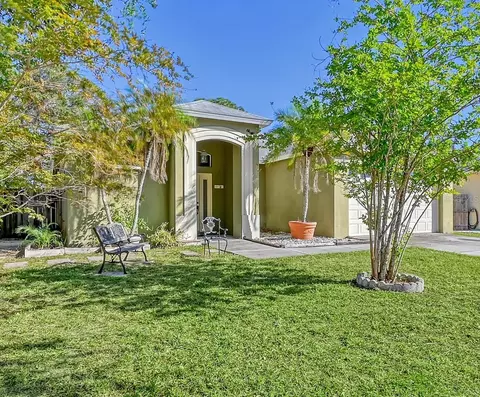 5365 Matthew Ct, Sarasota, FL 34231
