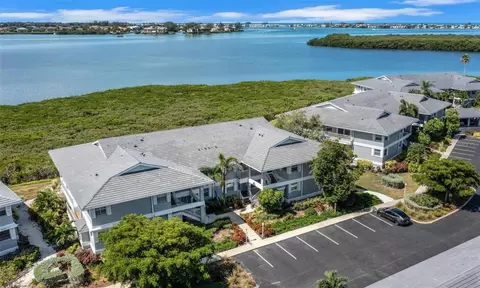 1333 Perico Pointe Cir, Bradenton, FL 34209