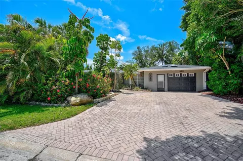 419 Clark Dr, Holmes Beach, FL 34217
