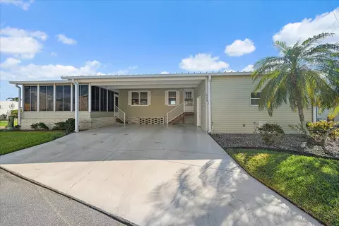 279 Nassau Dr, Palmetto, FL 34221