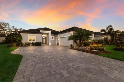 9908 Carnoustie Pl, Bradenton, FL 34211