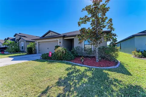 925 Wynnmere Walk Ave, Ruskin, FL 33570