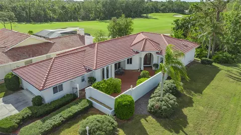 6602 Seven Pines Dr, Bradenton, FL 34203