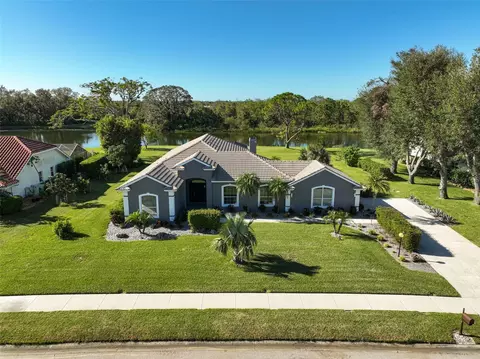8755 Misty Creek Dr, Sarasota, FL 34241