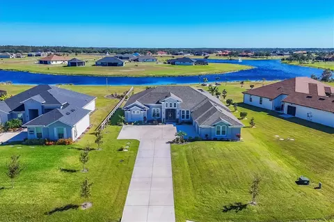 5239 Lake Venice Dr, Wimauma, FL 33598