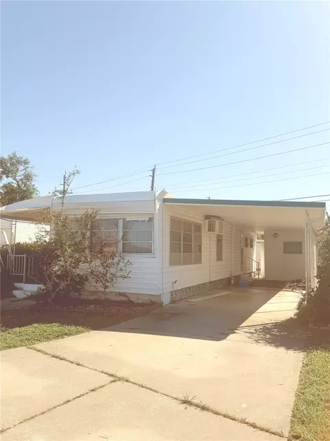308 52nd Avenue Plz W, Bradenton, FL 34207