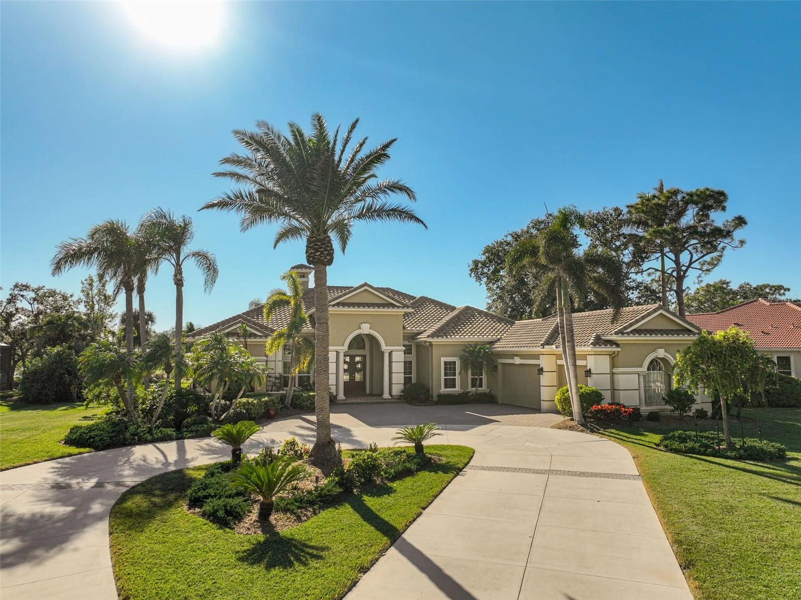 533 N Macewen Dr, Osprey, FL 34229 photo 1