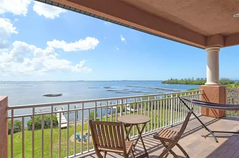 2412 Bay Dr Ave W, Bradenton, FL 34207