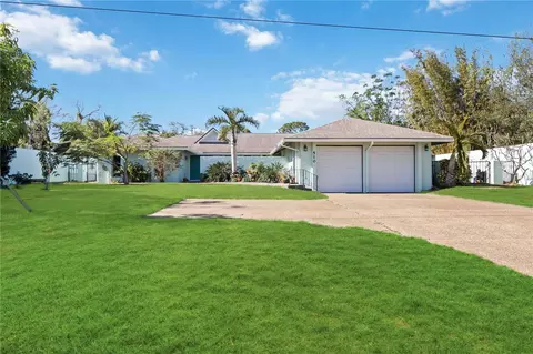 510 Westlake Dr, Sarasota, FL 34232