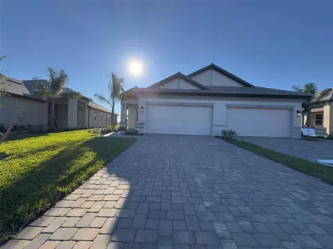 18028 Cherished Loop, Lakewood Ranch, FL 34211