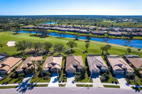 4451 Legacy Ct, Sarasota, FL 34241