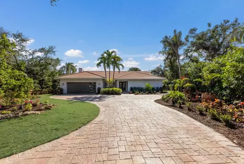 4884 Peregrine Point Cir N, Sarasota, FL 34231