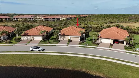 23964 Skyflower Ct, Venice, FL 34293