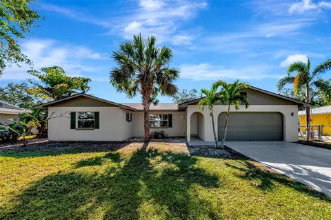 4914 Silk Oak Dr, Sarasota, FL 34232