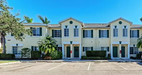 227 Cape Harbour Loop #103, Bradenton, FL 34212