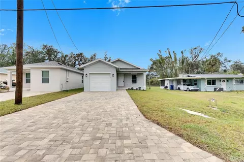 1006 Hagle Park Rd, Bradenton, FL 34212