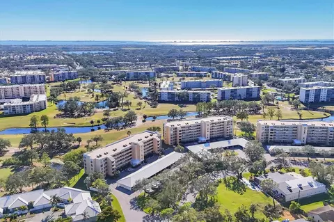 3750 Pinebrook Cir #404, Bradenton, FL 34209