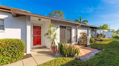 3508 N Village Ct #223, Sarasota, FL 34231