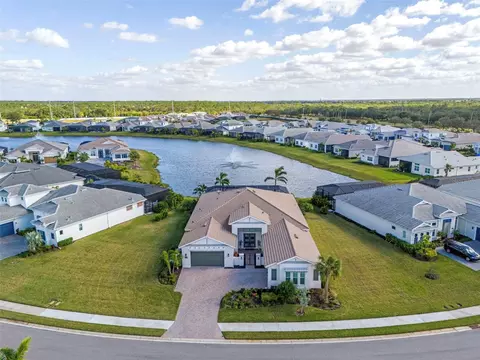 8437 Cane Bay Ct, Lakewood Ranch, FL 34202