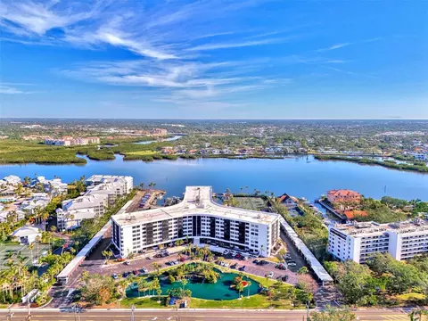 5855 Midnight Pass Rd #225, Sarasota, FL 34242