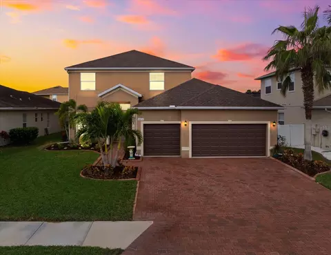 6614 38th St E, Sarasota, FL 34243