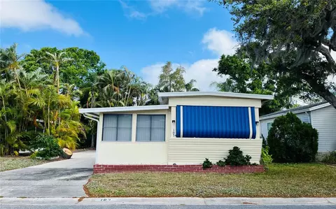 103 Oakwood Blvd, Sarasota, FL 34237