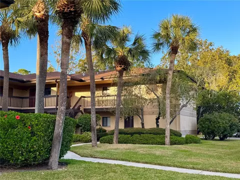 2691 Sabal Springs Cir #206, Clearwater, FL 33761