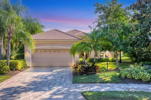7443 Riviera Cv, Lakewood Ranch, FL 34202