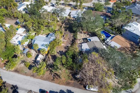 5219 Calle De Rio, Sarasota, FL 34242
