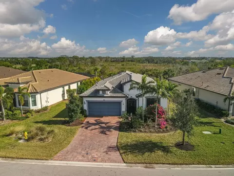 17531 Colebrook Cir, Lakewood Ranch, FL 34202