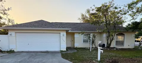 7660 39th Street Cir E, Sarasota, FL 34243
