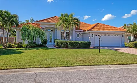 4432 Golden Lake Dr, Sarasota, FL 34233