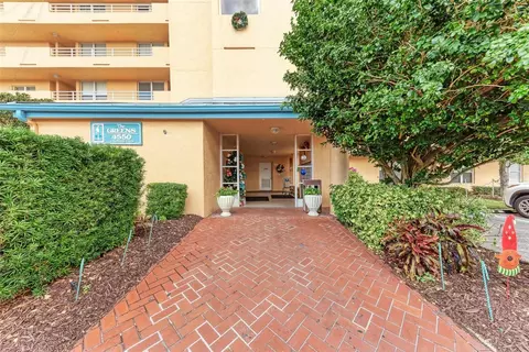 4550 Pinebrook Cir #304, Bradenton, FL 34209