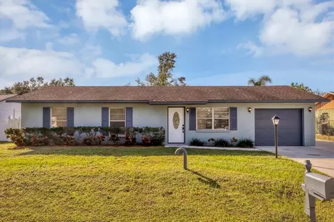 4064 Velarde Ln, Sarasota, FL 34235