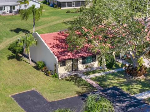 1201 56th St W, Bradenton, FL 34209