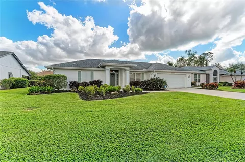 5024 Southern Pine Cir, Venice, FL 34293